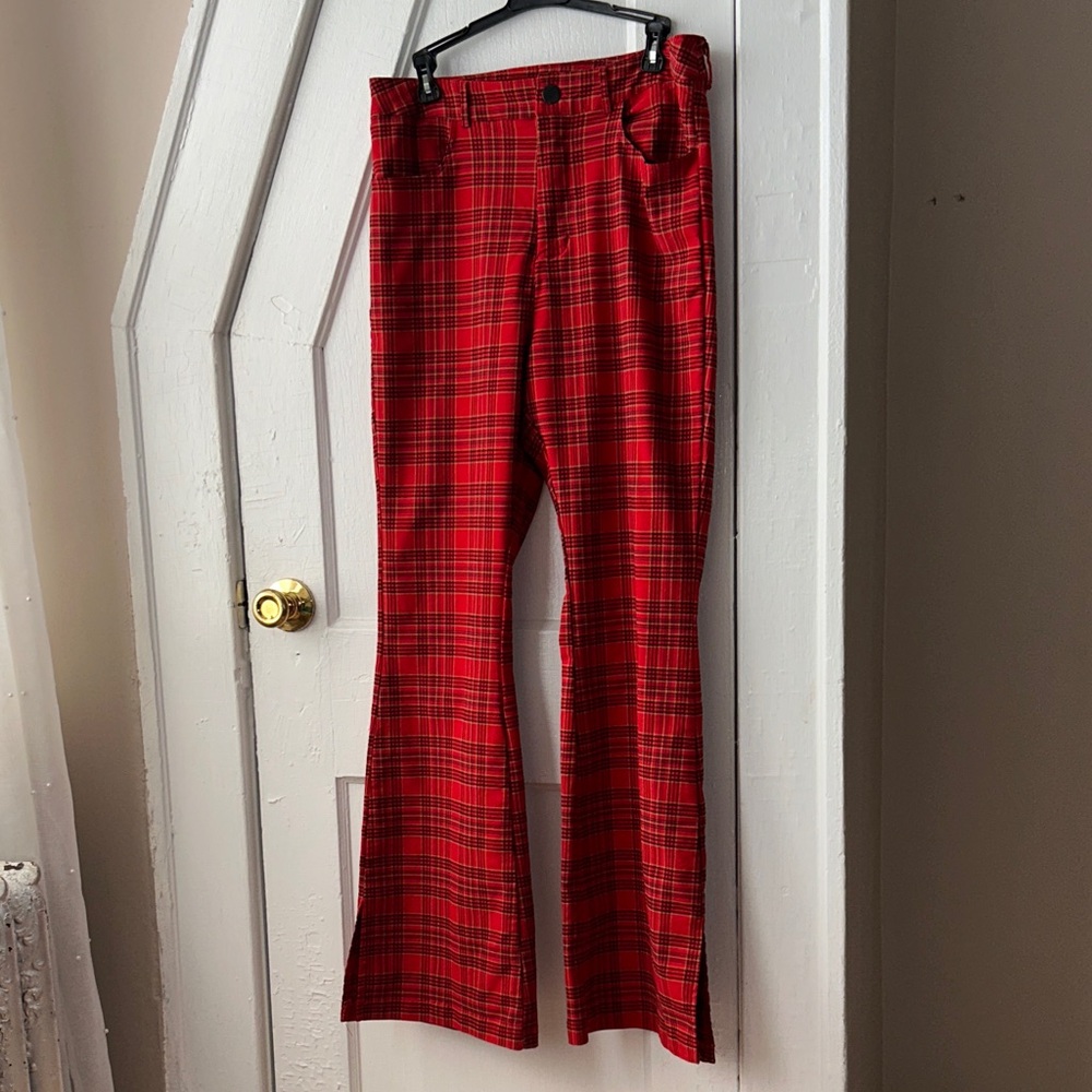 Forever 21 Red Plaid Boot Cut Pants. (61)